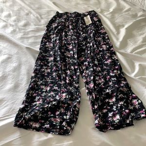 Floral wide leg pants
